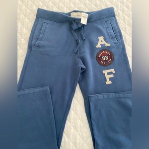 NWT Men’s Abercrombie & Fitch Classic Fit Sweatpants